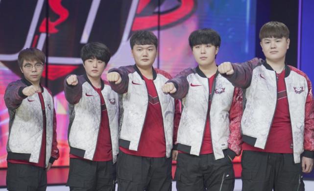 也备受期待 也备受期待