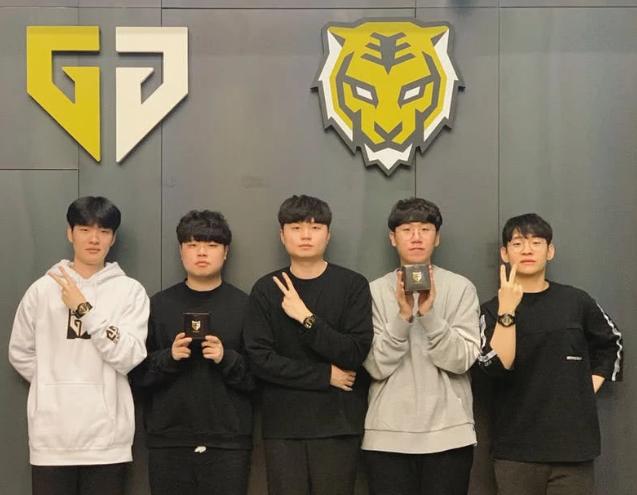 全球的网球 全球的网球