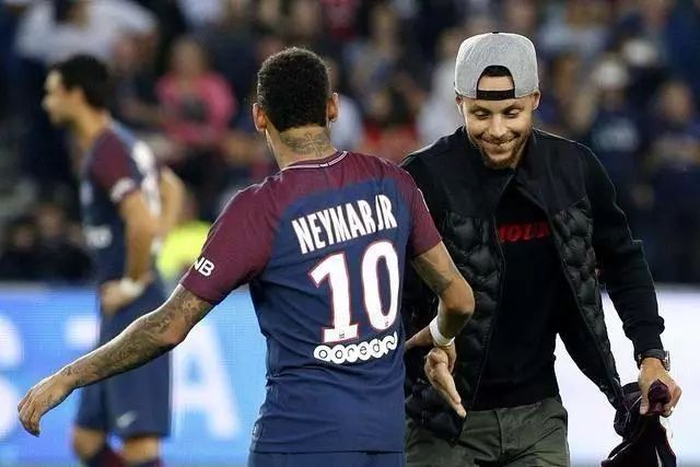 后触发爆发 后触发爆发