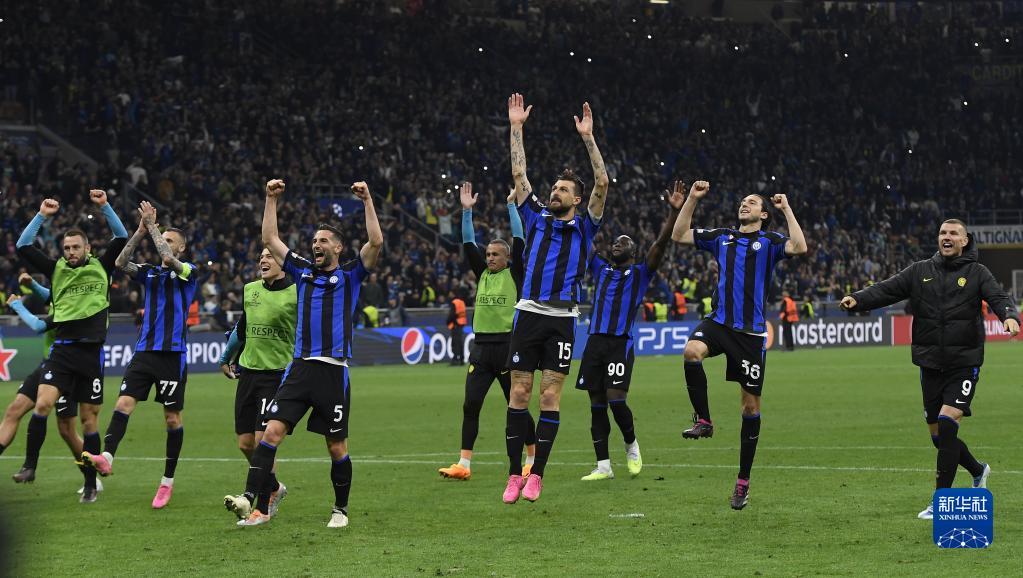 策应为轴心 策应为轴心